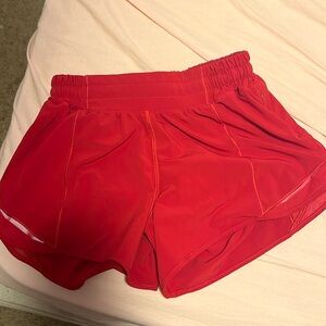red hotty hot lululemon size 4 2.5 inches